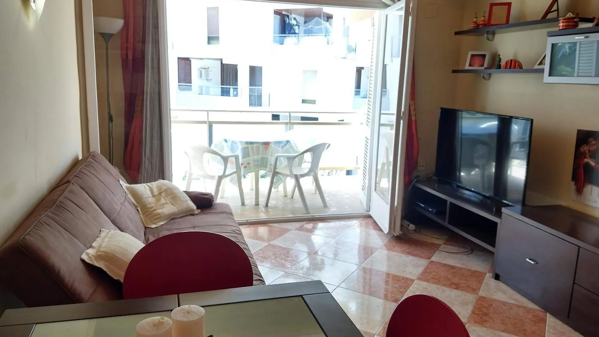 Estupendo apartamento en el edificio DMS1 en La Pineda