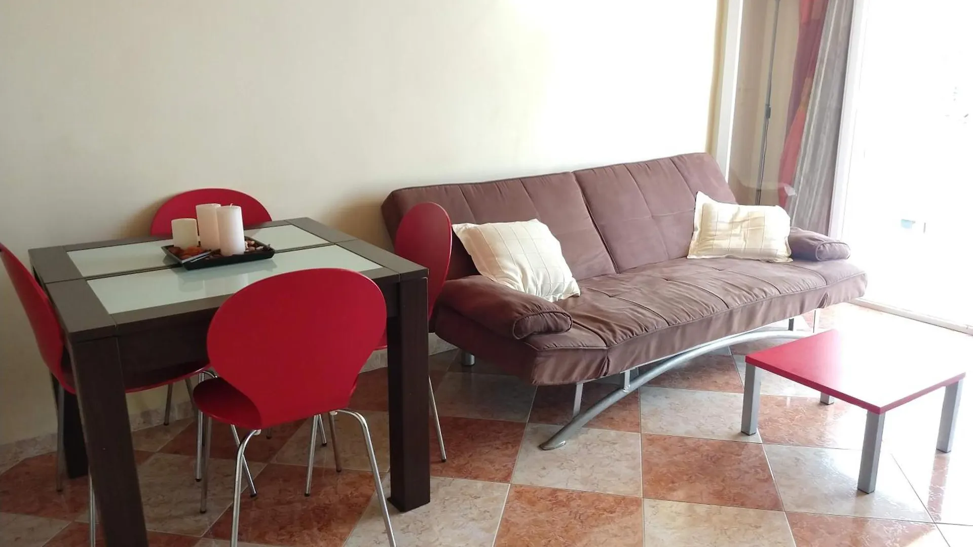 Estupendo apartamento en el edificio DMS1 en La Pineda