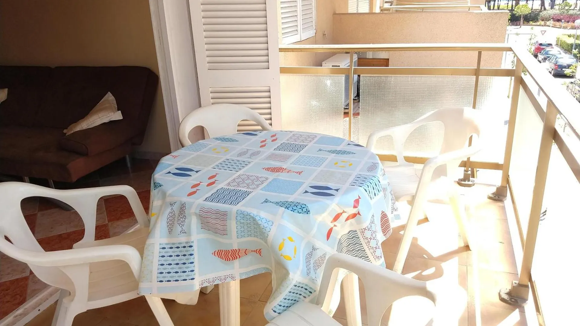 Estupendo apartamento en el edificio DMS1 en La Pineda 0*,